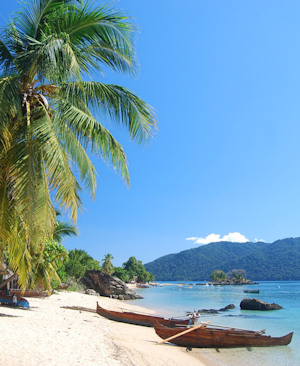 Beach cruise in Madagascar